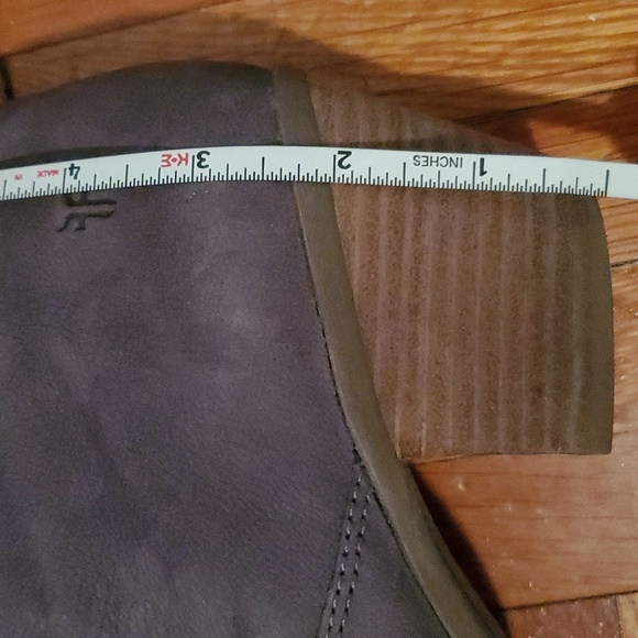 Western style zip-up Frye ankle boot - Picture 9 of 13